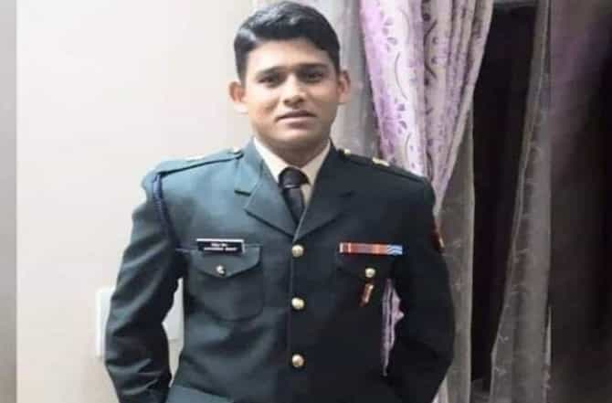 घाईत आला, घाईतच गेला, शहीद मेजर बिष्ट यांच्या वडिलांचा टाहो