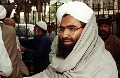 मसूद अजहरला दहशतवादी घोषित करण्यासाठी फ्रान्स प्रस्ताव आणणार!