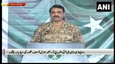 पाकिस्तानने भारतीय पायलटला पकडल्याचा दावा खरा? चिंता वाढली