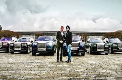 ज्या रंगाच्या ‘पगड्या’ त्या रंगाच्या ‘रोल्स रॉयस