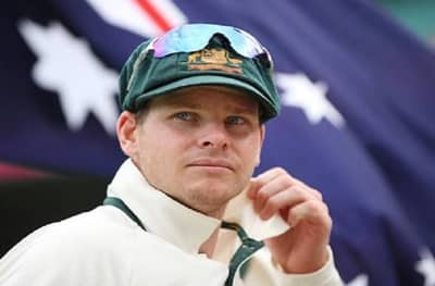 भारतीय संघ ऑस्ट्रेलियात दाखल, स्टीव्ह स्मिथने टीम इंडियाच्या गोलंदाजांना डिवचलं