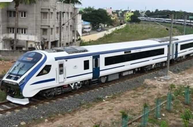 देशातल्या सर्वात वेगवान ट्रेनवर पुन्हा एकदा दगडफेक