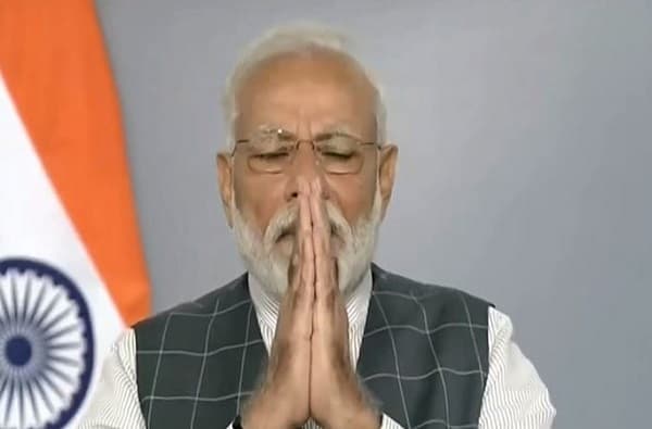मोदींच्या घोषणेवर सोशल मीडियावर विनोदांचा सुळसुळाट