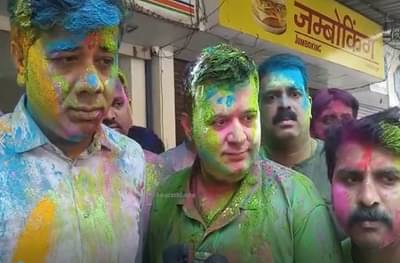 ठाण्यात मनसेच्या कार्यालयात राष्ट्रवादीची होळी