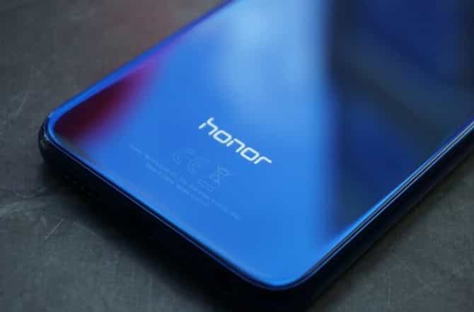 Honor ची धमाका ऑफर, स्मार्टफोन्सवर सहा हजारांची सूट