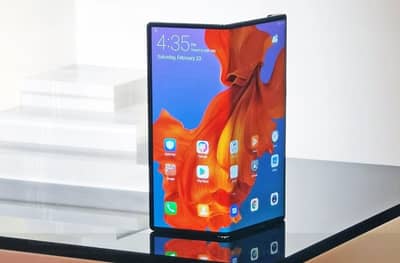 हुवाई लाँच करणार भारतात 2 लाख रुपयांचा फोल्डेबल फोन