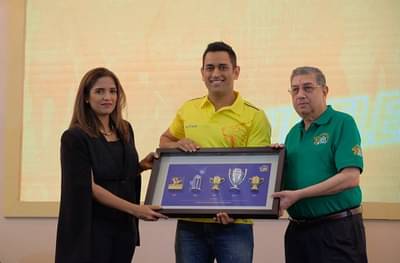 चेन्नई सुपर किंग्सचा पुलवामा शहिदांच्या कुटुंबियांना मदतीचा हात