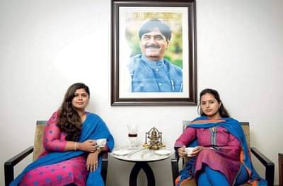 बीडमध्ये राष्ट्रवादीकडून पुन्हा एकदा मुंडेंच्याच तालमीत तयार झालेला उमेदवार