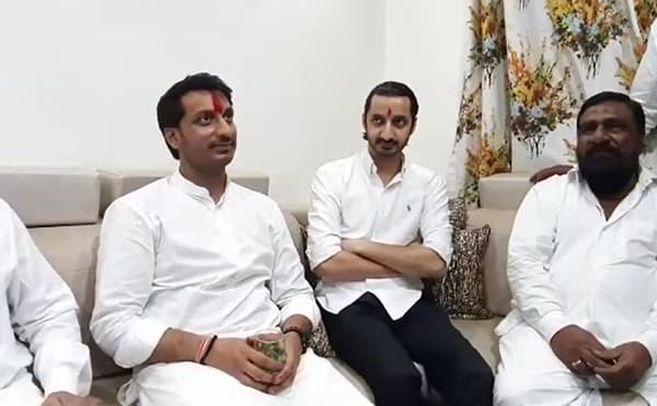 पार्थ पवारांच्या प्रचारासाठी लहान भाऊ जय पवारही मैदानात