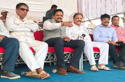 यावेळी लोक गद्दारांना धडा शिकवतील, राजन विचारेंचा आनंद परांजपेंवर हल्लाबोल