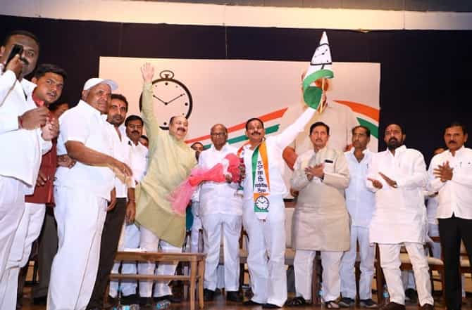 शिंदे घराणं संपवण्यासाठी पवारांकडून संजय शिंदेंना उमेदवारी