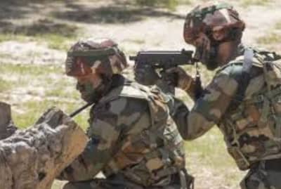 पाकिस्तानने पाच वर्ष युद्धबंदी म्हणून डांबून ठेवलेल्या जवानाची हेलावून टाकणारी कहाणी