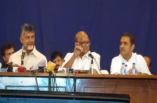 EVM मशीन रशियातून कंट्रोल होतायत : चंद्राबाबू नायडू