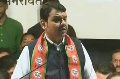 देश चालवण्यास 56 पक्ष नव्हे, 56 इंच छाती लागते : मुख्यमंत्री