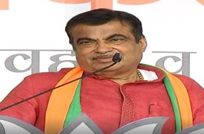 सुशीलकुमार आणि विलासरावांनी महाराष्ट्राचा बँड बाजा वाजवला : गडकरी