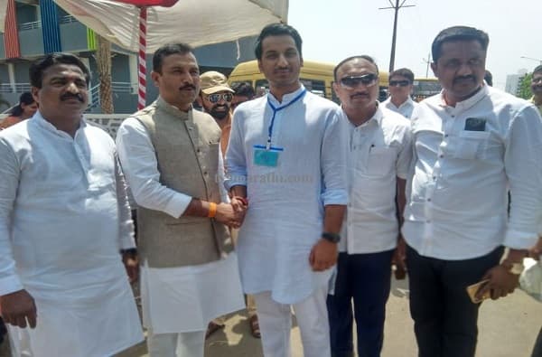 आधी अजित पवार, आता पार्थ आणि बाळा भेगडे यांची मतदाना दिवशी भेट