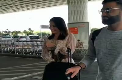 हैदराबादविरुद्धच्या सामन्यापूर्वी विराट सनी लिओनीला भेटला?