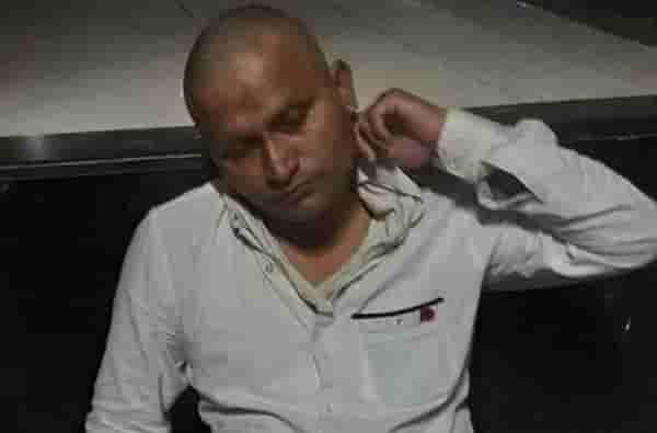माजी केंद्रीय मंत्री माणिकराव गावितांच्या पीएचा आत्महत्येचा प्रयत्न