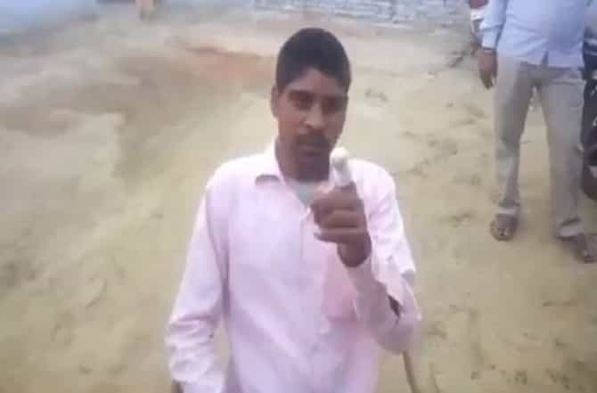 बसपाऐवजी चुकून भाजपला मतदान, रागाच्या भरात बोट कापले