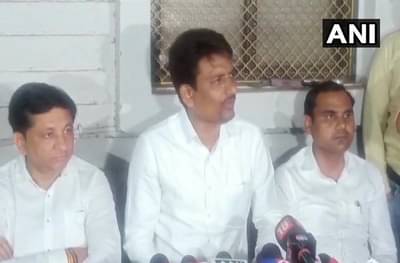 गुजरातमध्ये काँग्रेसला मोठा दणका, दोन आमदारांसह अल्पेश ठाकोरचा पक्षाला रामराम