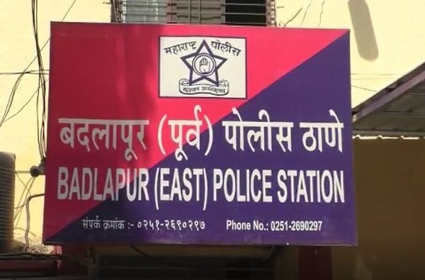 ‘ही जागा पबजी खेळण्यासाठी राखीव आहे’, बदलापुरातील तरुणांचा खोडसाळपणा ‘ही जागा पबजी खेळण्यासाठी राखीव आहे’, बदलापुरातील तरुणांचा खोडसाळपणा