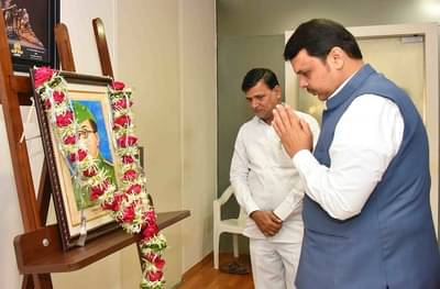 बॅनरवर फोटो नाहीत, बैठकीचं निमंत्रण नाही, शिवसंग्रामची मुख्यमंत्र्यांकडे तक्रार