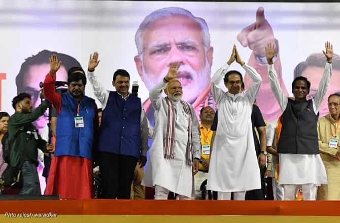 ... म्हणून शरद पवार आणि राहुल गांधींची एकत्र सभा नाही : उद्धव ठाकरे