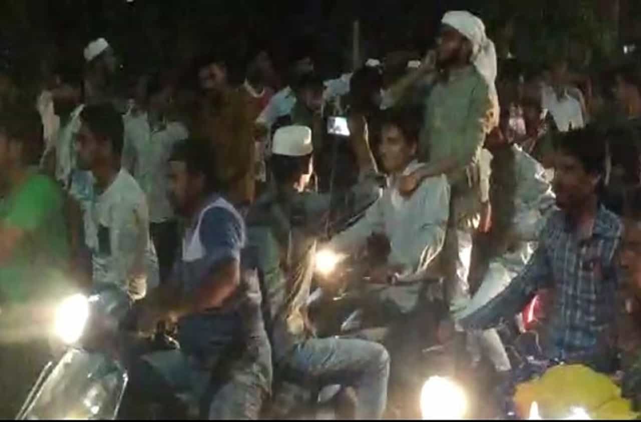 औरंगाबादमध्ये एमआयएमचा निकालाअधीच जल्लोष