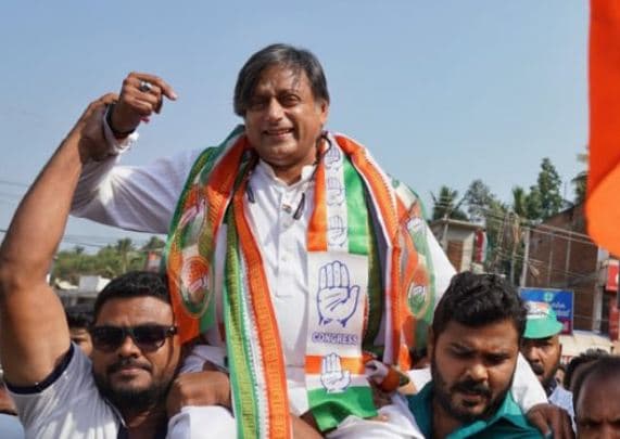 शशी थरुर तराजूतून पडले, डोक्याला सहा टाके!