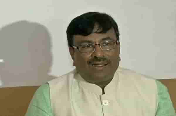 महाराष्ट्राची वाट लावणारी नव्या सरकारची वाटचाल : सुधीर मुनगंटीवार