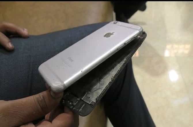 अंबरनाथमध्ये चार्जिंगला लावलेल्या आयफोनचा स्फोट