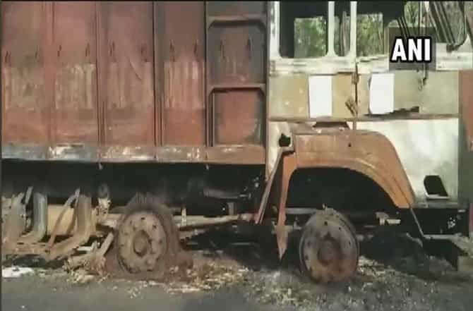 नक्षलवाद्यांकडून गडचिरोली बंदची हाक, लोकांमध्ये दहशतीचे वातावरण