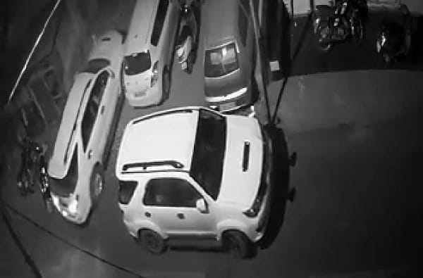 पुण्यात फॉर्च्युनर चोरांचा सुळसुळाट, 17 मिनिटात नगरसेवकाची कार पळवली पुण्यात फॉर्च्युनर चोरांचा सुळसुळाट, 17 मिनिटात नगरसेवकाची कार पळवली