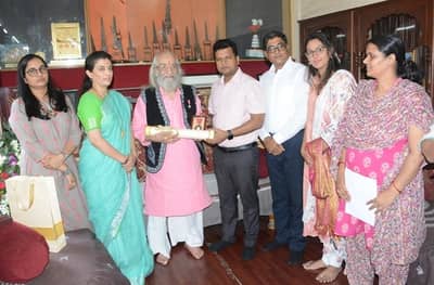 बाबासाहेब पुरंदरेंना पद्मविभूषण हा महाराष्ट्राचा अपमान : संभाजी ब्रिगेड