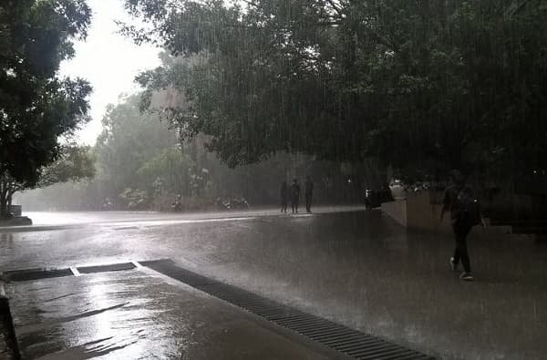 मान्सूनच्या आगमनाविषयी हवामान तज्ञांच्या अंदाजाने धाकधूक वाढली