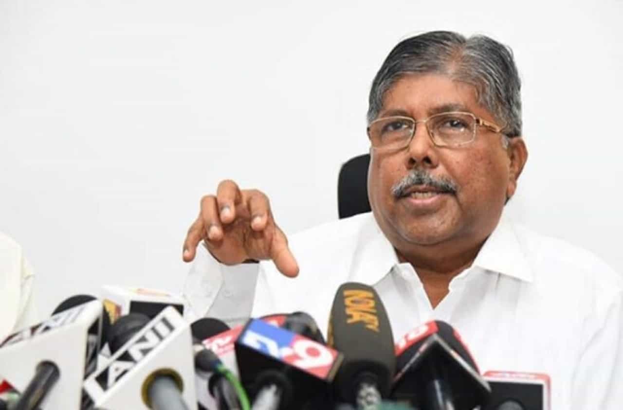 त्या तरुणाकडून जाणूनबुजून व्यत्यय, अरेरावीचा हेतू नव्हता, चंद्रकांत पाटलांचं स्पष्टीकरण