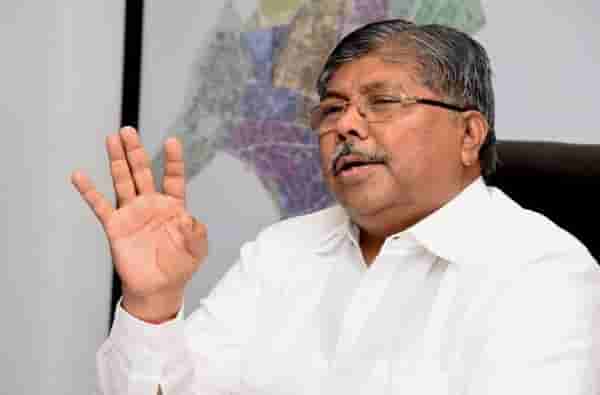 महाराष्ट्रातील धरण परिसरात कृत्रिम पाऊस पाडणार : चंद्रकांत पाटील