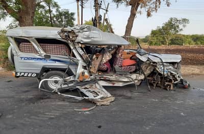 कोल्हापूरमध्ये भीषण अपघात, दोन वर्षीय बाळाचा जागीच मृत्यू