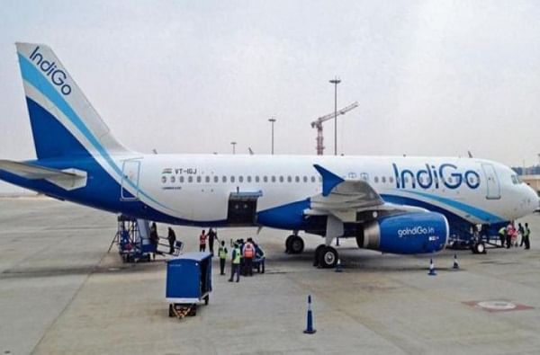 इंडिगो सेल : फक्त 999 रुपयात विमान प्रवास