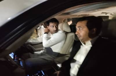 PHOTO : बारामतीत नितेश राणेंसोबत एकत्र प्रवास, पार्थ पवारांचं सारथ्य