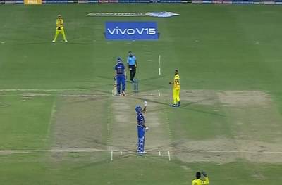 VIDEO : पंचांच्या निर्णयाचा निषेध करणं पोलार्डला महागात