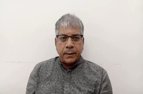 संभाजी ब्रिगेडला शिलाई मशीन, वंचित आघाडीला कोणतं चिन्ह मिळालं?
