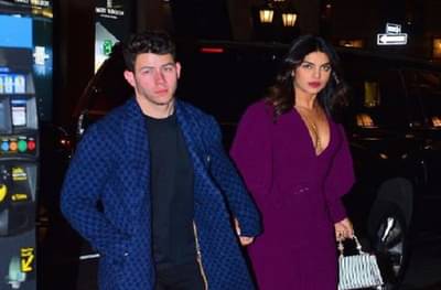 पुढील दोन वर्षात प्रियंका चोप्रा आई होणार, ज्योतिषाचा अंदाज