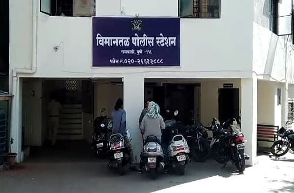 मधल्या सुट्टीत 12 विद्यार्थिनींचा विनयभंग, पुण्यातील शिक्षकाला बेड्या