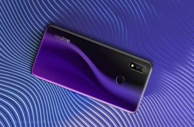 Realme 3 स्मार्टफोनचा भारतात हटके रेकॉर्ड