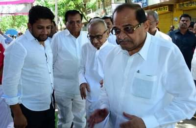 विखेंकडून आमदारकीचा राजीनामा, आता काँग्रेसला खिंडार पाडून बाहेर पडणार