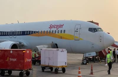 जेट एअरवेजच्या 2000 कर्मचाऱ्यांना स्पाईसजेट नोकरी देणार