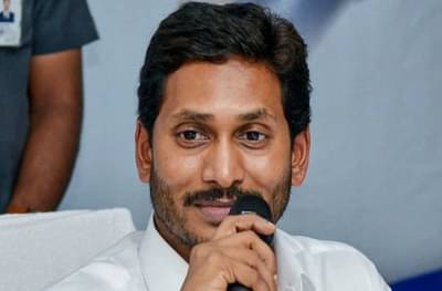 जगनमोहन रेड्डींकडून आशा कर्मचाऱ्यांच्या पगारात तिप्पट वाढ