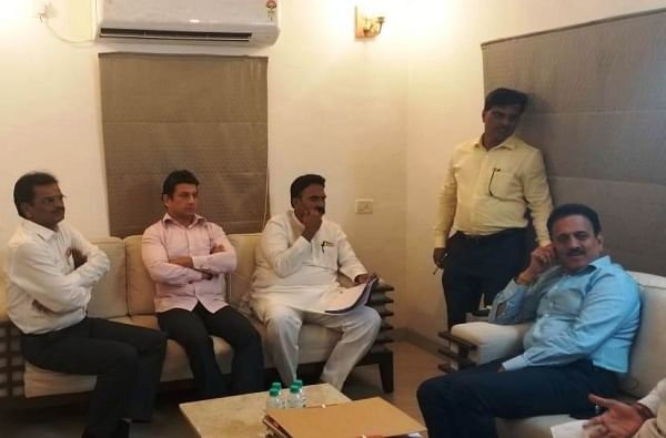 रणजितसिंह नाईकांची खेळी, बारामतीला जाणारं नियमबाह्य पाणी बंद रणजितसिंह नाईकांची खेळी, बारामतीला जाणारं नियमबाह्य पाणी बंद