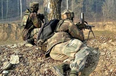 जम्मू-काश्मीरमध्ये पाच दहशतवादी ठार, तीन गुप्तहेर अटकेत